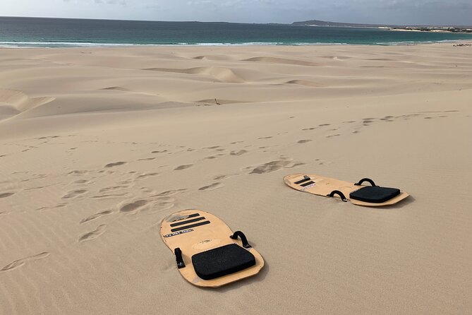 4x4 Tour - Sandboard, Shark & Green Turtle's Bay, Snacks & Drinks - Morro de Areia and the island’s mini Sahara