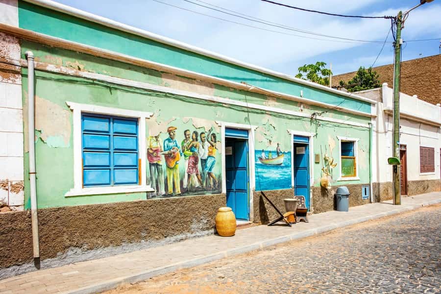 Adults Only Tour of Sal with Lobster Lunch and Salt Lake - Why this Sal day trip works