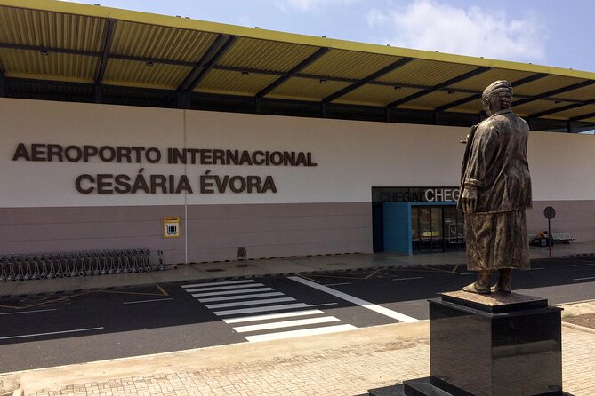 Airport Transfer Cesária Évora Int (VXE) to Mindelo or Vise Versa - Why this airport transfer helps on São Vicente