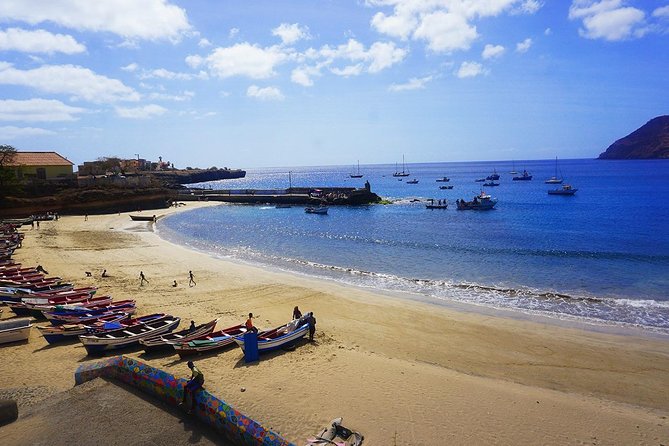 Best of Santiago Island: Cidade Velha, Workshop & Tarrafal Beach Tour - Starting in Praia and heading toward Cidade Velha