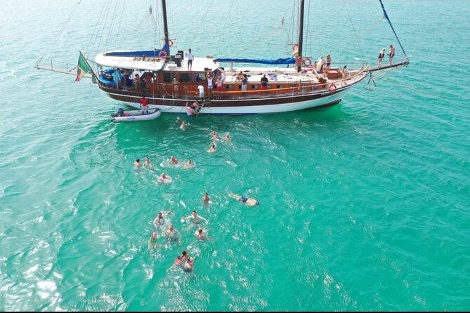 Boa Vista Adults-Only Cruise - Snacks, drinks, and the value of the fare