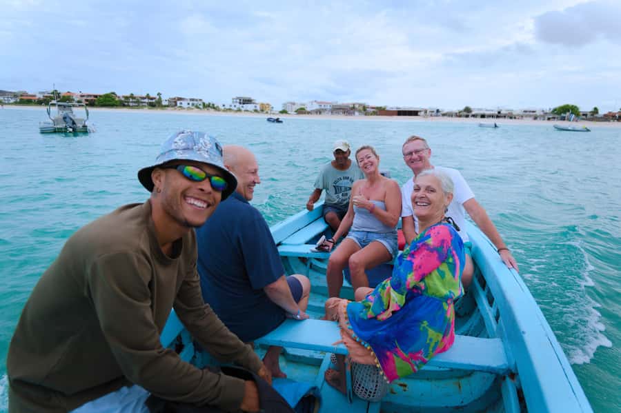 Boa Vista: Beautiful Beaches, Turtles & Djeu Island Snorkel - Lunch at the beach bar