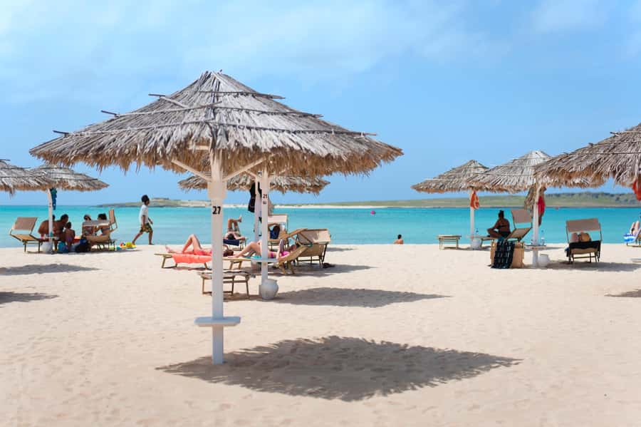 Boa Vista: Beautiful Beaches, Turtles & Djeu Island Snorkel - Sandboarding in the Morro de Areia dunes