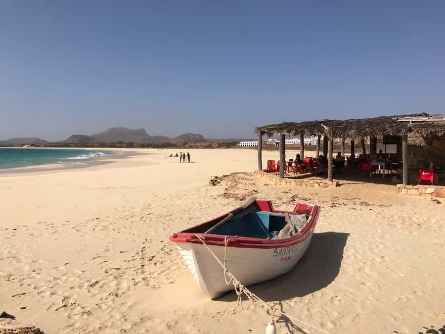 Boa Vista: Lobster Lunch at Santa Monica Beach - What to bring and what to confirm