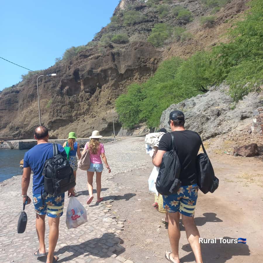 Boat Trip to Aguas Belas Cave+Barbecue - Entering Aguas Belas Cave