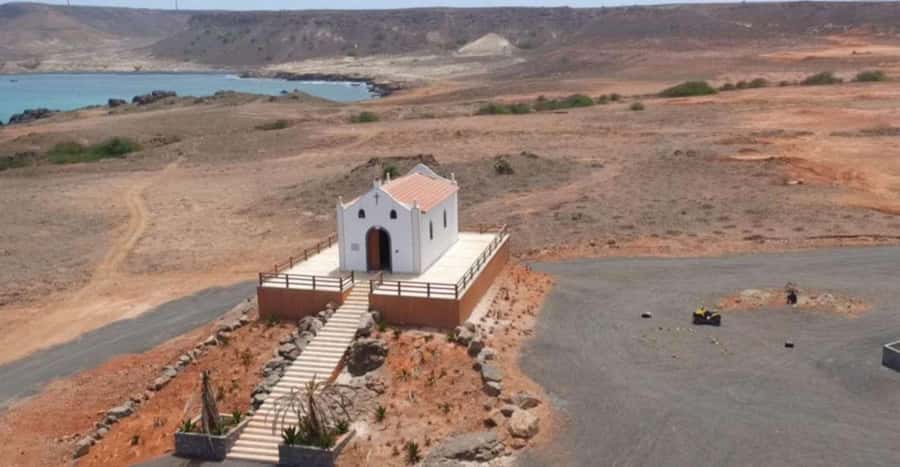 Boavista: 4h Shipwreck, Desert, Fatima Chapel & Pottery Tour - Viana Desert: Sahara sand on a small island