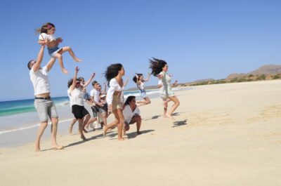 4×4 Island Tour, Santa Monica, Dune, Caves & Lunch