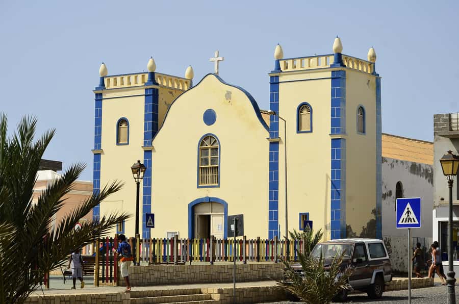 Boavista: Rabil, Shipwreck, City, Snacks & Drinks - 4x4 Tour - The 4x4 ride: access first, comfort second