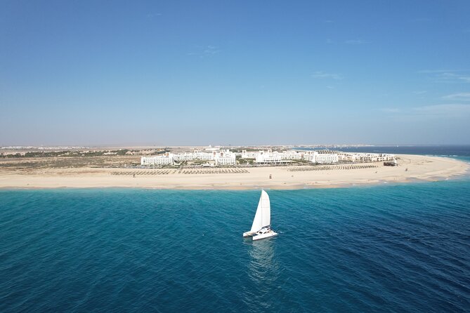 Catamaran Half Day - Beautiful day on the Atlantic Ocean - Three hours along Sal’s southwest coast