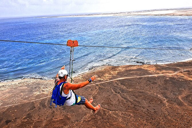 Complete Excursion and Flight on the Zipline Cabo Verde - Local snacks and music above the sea