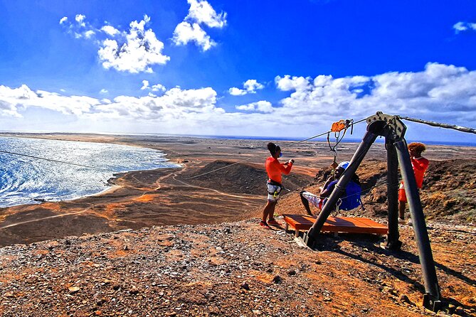 Complete Excursion and Flight on the Zipline Cabo Verde - Registration, weighing, and the safety briefing