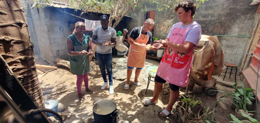 Day with locals people - Key points to know before booking