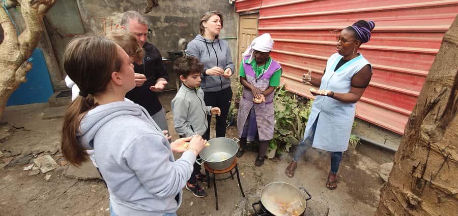 Day with locals people - Who should book this day