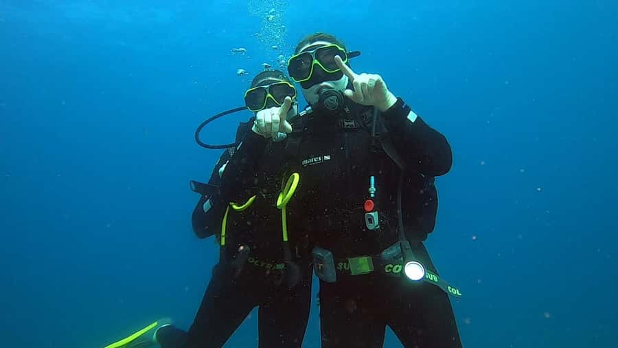 Discover Scuba Diving Program for Beginners - Shallow-water practice before the open-water session