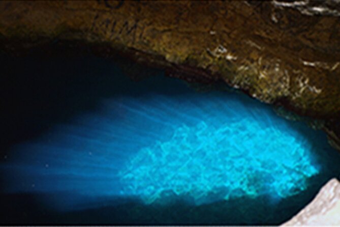 Experience on Sal Island with native and certified guide (including sharks) - Buracona and the Blue Eye