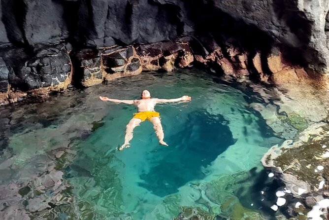 Experience on Sal Island with native and certified guide (including sharks) - Mirage, Santa Maria, Kite Beach, and Espargos