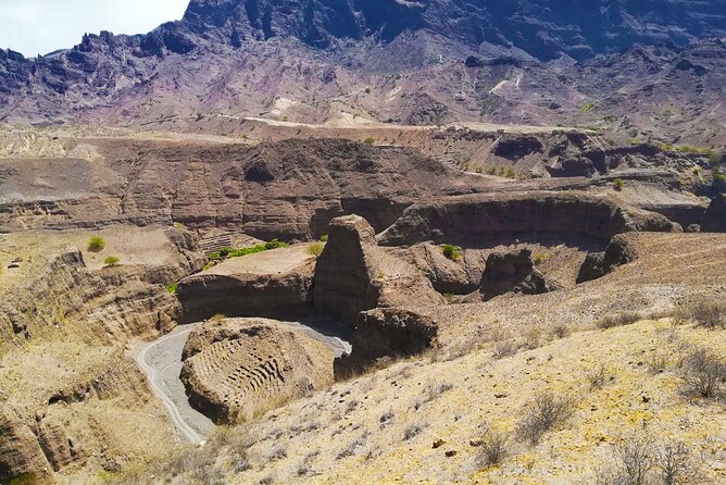 Fogo Island: Hiking Portela – 1995 Peak – 2014 Crater – Portela - Starting in Portela, the gateway to Fogo’s volcano