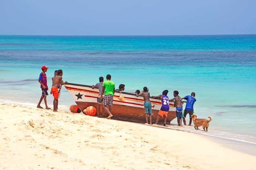 From Santa Maria: Sal Island Private Day Trip - Buracona brings the Blue Eye and a natural pool