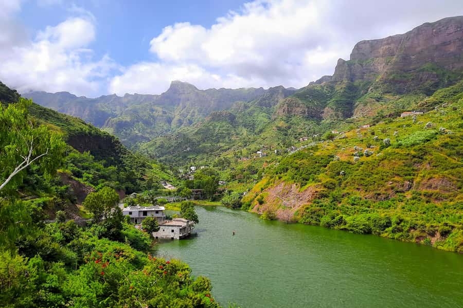 From Tarrafal: Serra to Principal Hike & Lunch with locals - From Tarrafal to Serra Malagueta in about 30 minutes