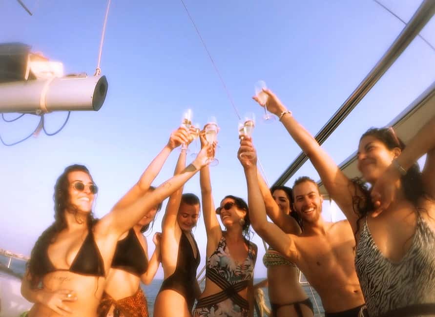 Full day sailing boat in Sal, Cape Verde:taste the Atlantic! - Swimming, snorkeling, and fishing at anchor
