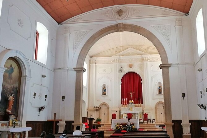 Guided city Tour Praia, Highlights tour - Igreja Nossa Senhora da Graça