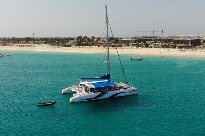 Lounge Catamaran SODADE Half-Day - Food, drinks, and the real value of the $71.83 price