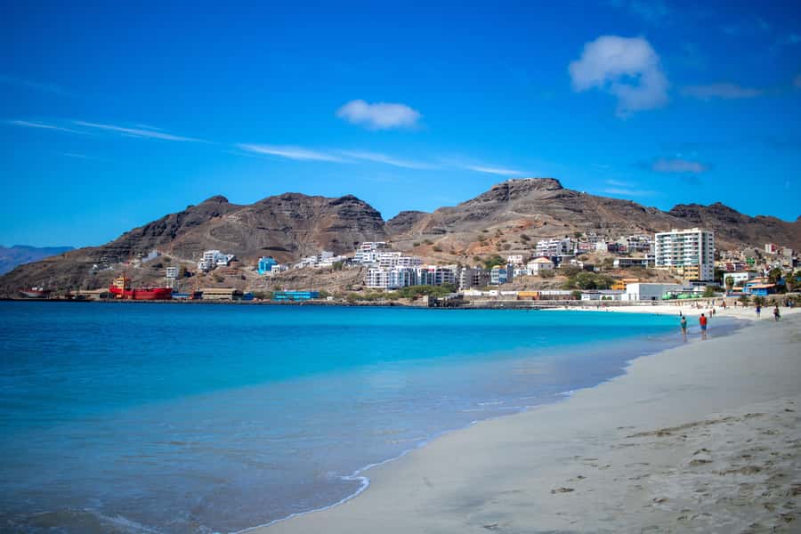 Mindelo: City Tour with Hotel Pickup and Drop-Off - A food market stop with local detail