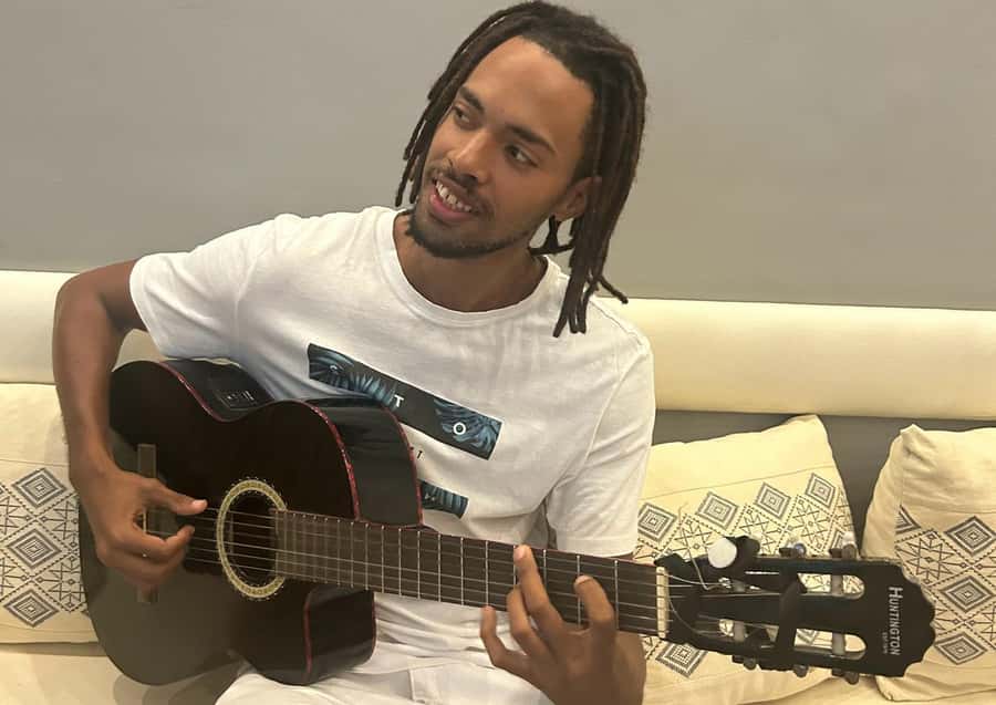 Mindelo Cultural: city tour with live music and tasting - Why this Mindelo tour feels different