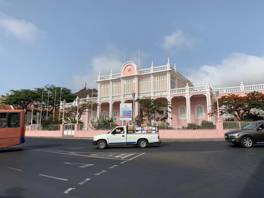 Mindelo Cultural: city tour with traditional music - What the $115 price includes