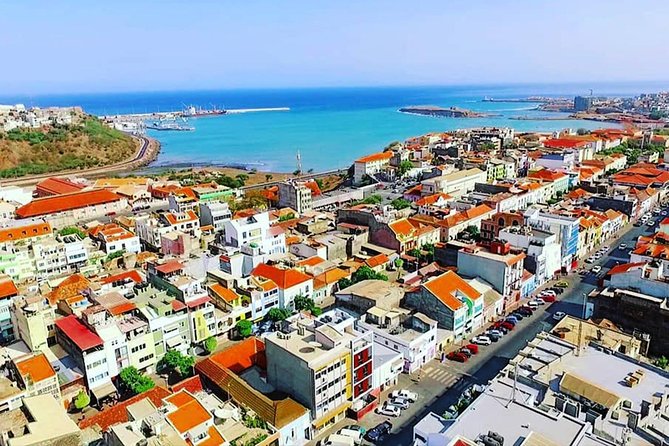 Praia: Guided Historic Walking Tour & Lunch with Locals - The Municipal Market and Sunday limitation