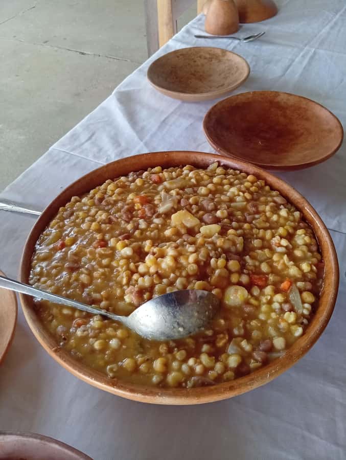 Praia: Santiago Island Highlights Tour with Breakfast - Calheta São Miguel and a breakfast with a local family