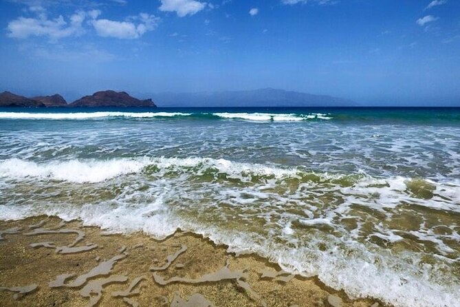 S.Vicente: Tour of the city center and rural villages - Mindelo’s cultural center gives the tour a useful start