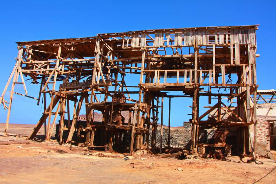 Sal island : Full day excursion Salinas, Shark Bay, Blue Eye - Miragem and the water that is not there