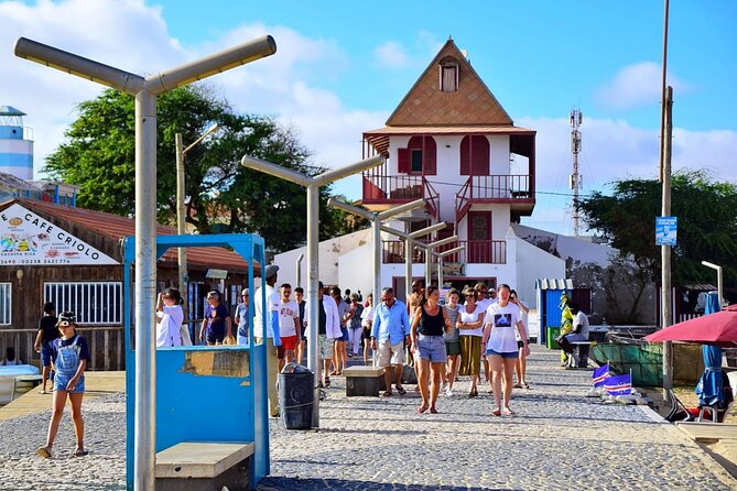 Sal island: Private Santa Maria City Tour, Street Art and Tapas - Cape Verdean tapas and vegetarian-friendly tasting