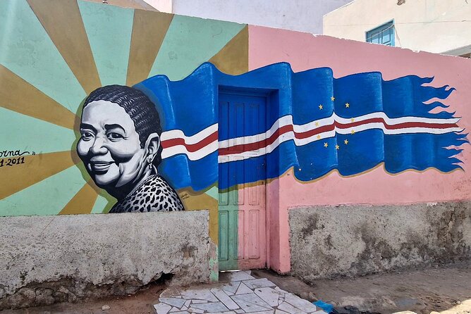 Sal island: Private Santa Maria City Tour, Street Art and Tapas - Street art that tells local stories