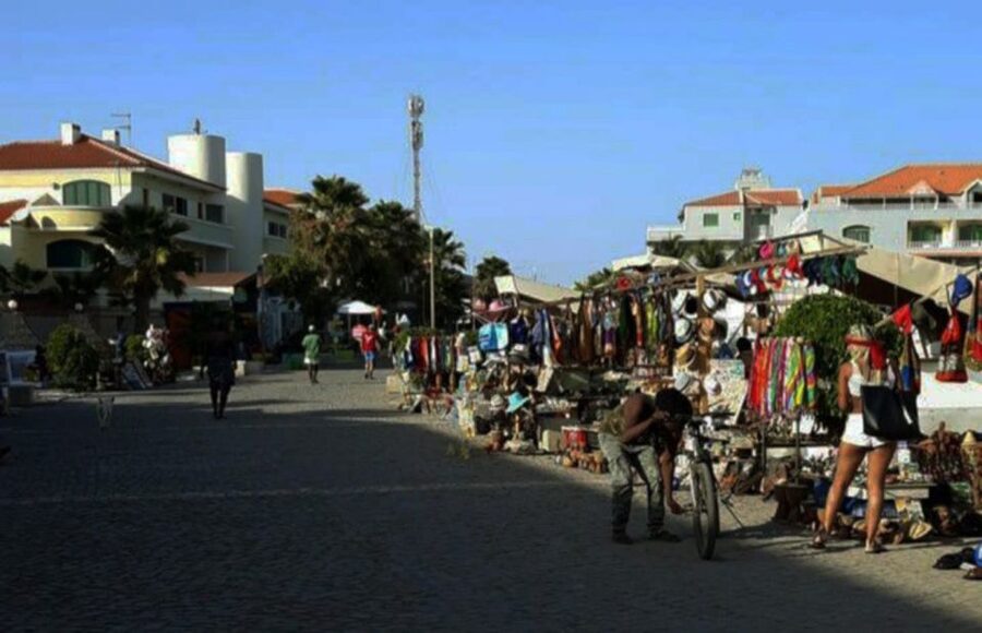 Sal island: Santa Maria city tour, street art and tapas - Key points at a glance