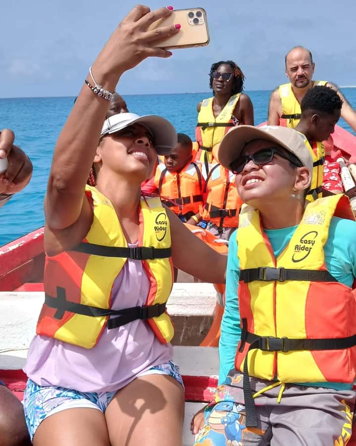 Sal Island: Santa Maria Snorkelling - The boat ride and changing sea conditions
