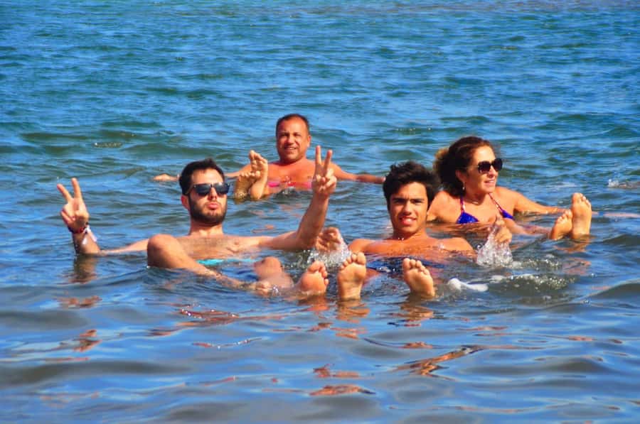 Sal Island tour: Blue Eye, Salt Lake, Sharks w/ Local Guide - Starting in Santa Maria, then watching the kites