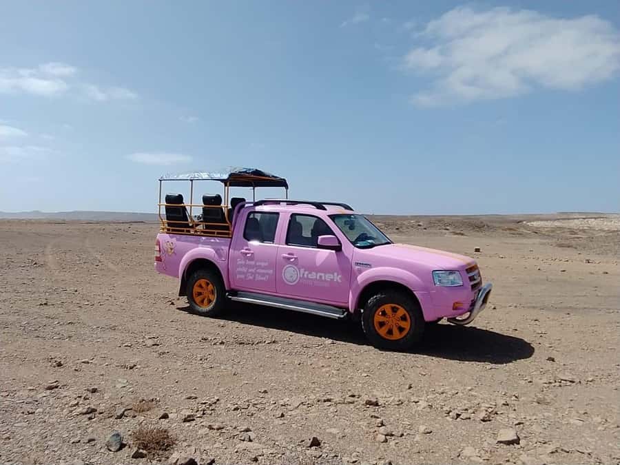Sal: Island tour with offroad touch and creative pictures - From Santa Maria to Kite Beach