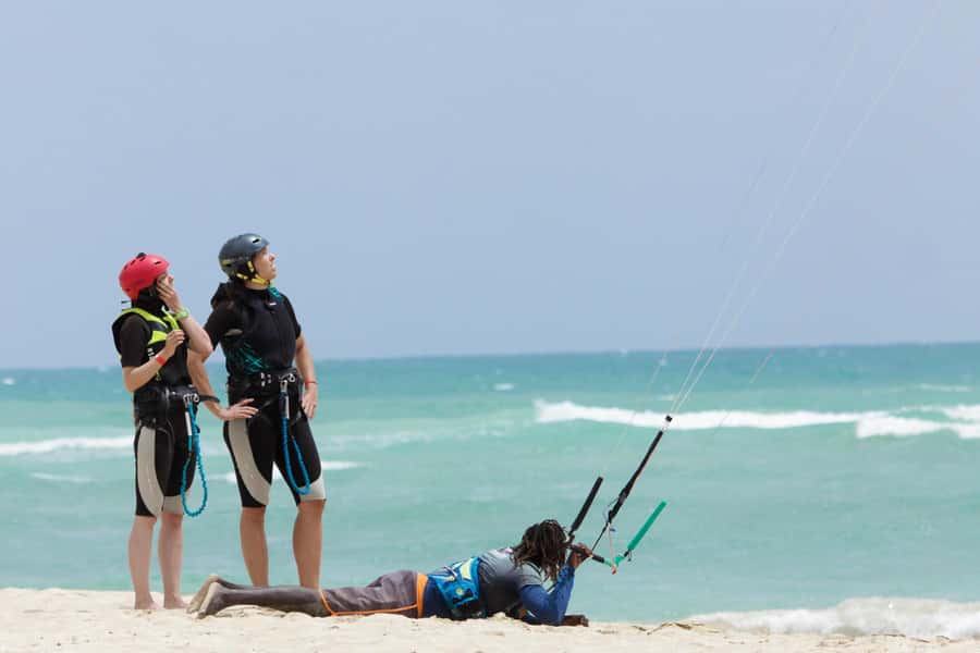Sal: Kitesurfing Lessons - Starting on land with the training kite