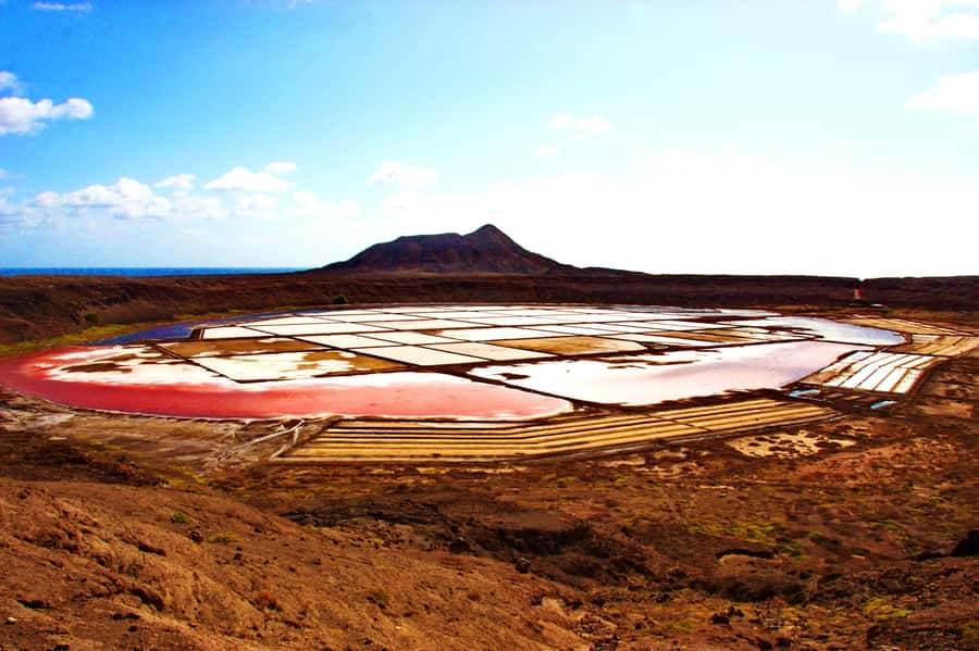 Sal: Pedra de Lume Salt Pans and Lake Trip - The 40-minute ride from Sal