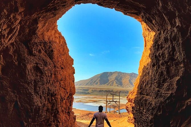 Sal Private Tour: All inclusive Salt Lake, Blue eye and Shark Bay - Private transport, timing, and pace