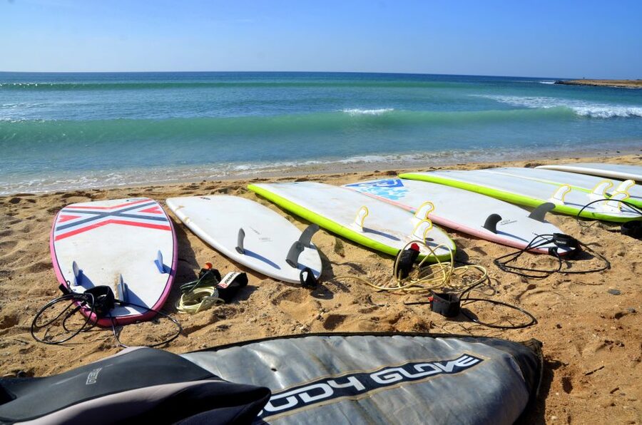 Sal: Surf Lesson - Weather, tide, and the limits of the plan