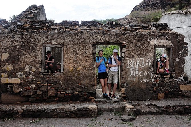 Santiago Island: Best of Praia & Cidade Velha Tour, a World Heritage Site - Pelourinho and Banana Street