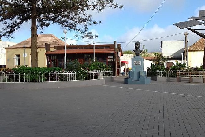 Santiago Island Experience - São Domingos and the Eco Centro