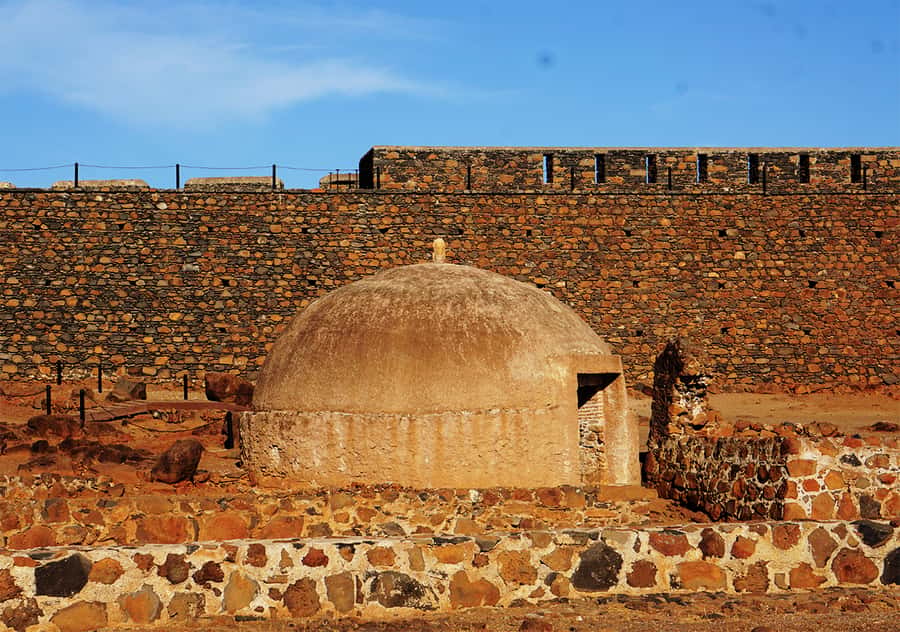 Santiago Island: Highlights of Cidade Velha with Local Guide - Pelourinho and Cape Verde’s difficult past
