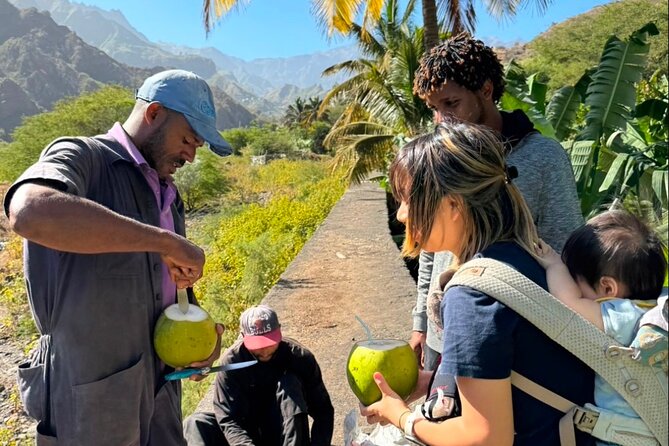 Santo Antão: Day Trip by Car or Trek - Climbing from Porto Novo into the mountains