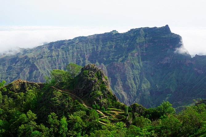 Santo Antão: Full-day Island Tour & Visit to Cova de Paúl Volcano Crater - Lunch at Divin Art