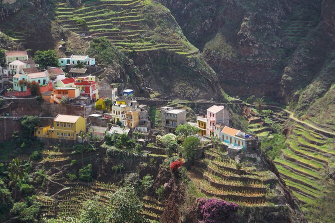 Santo Antão: Hike Ponta do Sol - Fontainhas - Cruzinha - Key points before you book