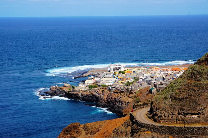Santo Antão: Hike Ponta do Sol - Fontainhas - Cruzinha - A long rest at Praia das Aranhas